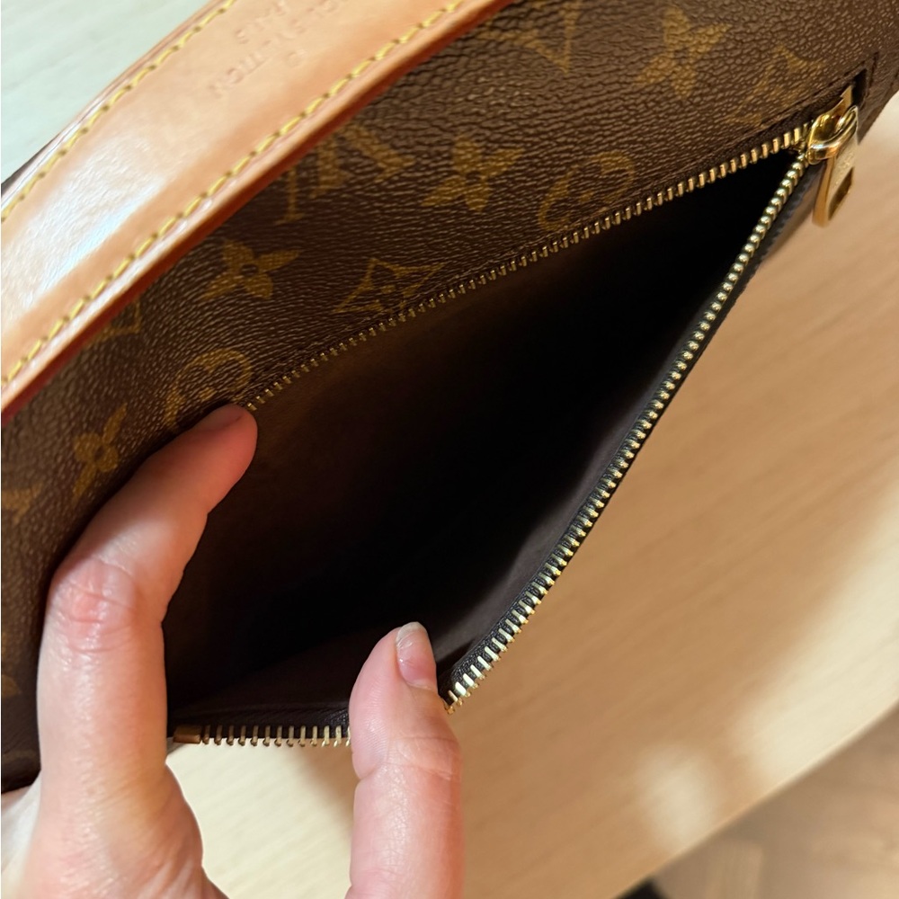 AUTHENTIC Louis Vuitton Monogram Pochette Metis Bag - Picture 7 of 15